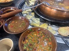 -阿山卓·野生菌火锅·纳西火塘烤肉