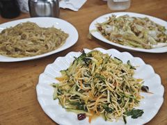 -东北四季饺子王(华山路店)