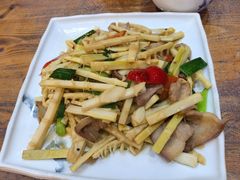 -下梅人家土菜馆(历史文化餐厅度假区店)