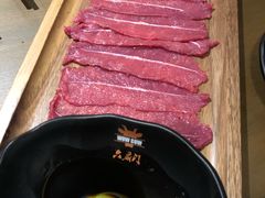 -六扇门潮汕牛肉火锅(BGC店)