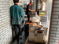 -老兰家传统烧烤炒菜泡馍(小南门店)