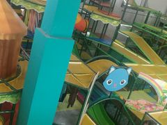 -蒙特利亲子乐园