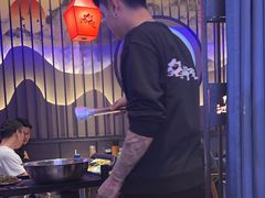 -山河屯铁锅炖·非遗东北菜(南山店)