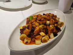 -渝信川菜 · 川味家常菜(财富购物中心店)
