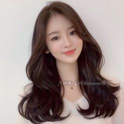 -HAIR CORNER