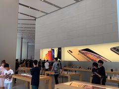 -Apple零售店(华贸购物中心店)