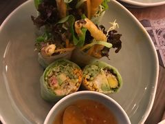 牛油果软壳蟹米纸卷-CHINCHIN 青青·泰国料理(万象食家店)
