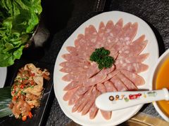 -嘿嘟嘟·肋条烧肉放题(爱融荟城店)