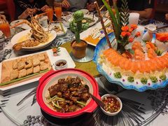 -快乐海鲜酒楼(滇池路店)