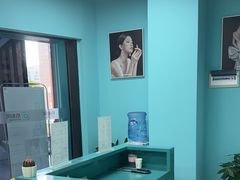 -拍刻风照相馆(浦江城市生活广场店)