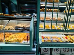 -HOT CRUSH趁热集合·现烤面包(环球港店)