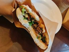 煨牛肉肉夹馍-西部马华清真兰州牛肉面·烧烤夜市(关东店)