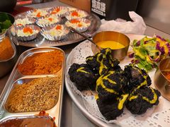 黑漆漆的黑洞炸鸡-烧本烧·自助烤肉(勒泰中心店)