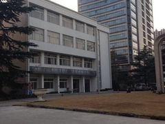 iphone_upload_pic-上海对外经贸大学(古北校区)