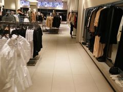 -ZARA(红谷滩万达店)