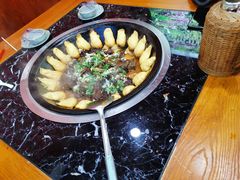 -边江铁锅炖鱼(振八街店)