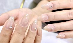 -爱纶美·美甲美睫半永久