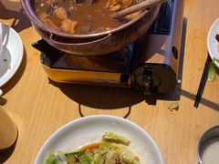-关东小磨东北菜(上海长风大悦城店)