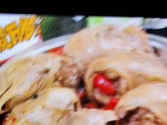 -梁老三麻辣鸡头总店