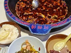 -何师傅美蛙鱼头(汉街店)