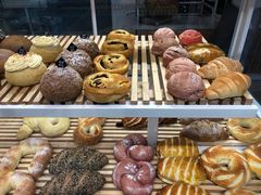 -焙丽拾光(麦凯乐直营店)