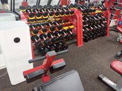 -坚果健身24小时工作室(定西路店)