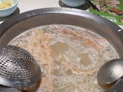 -马家斑.鲜鱼火锅(松湖万科店)