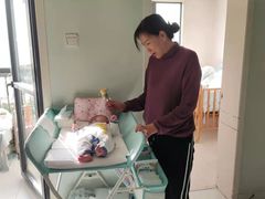 -鲸励母婴月嫂(望京店)
