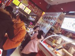 -澳门街美食城(世界城光谷步行街店)