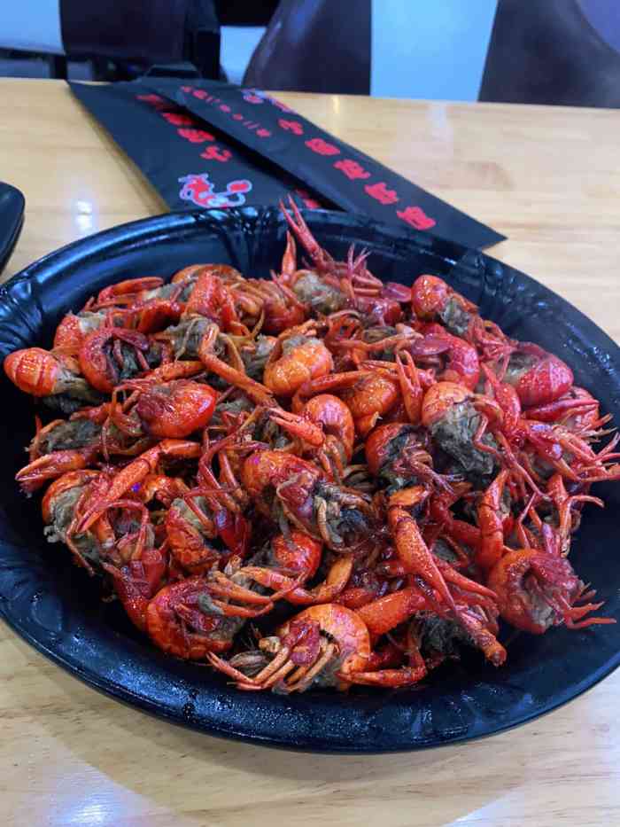 小杨龙虾馆(罗秀路店)-"口味赞的!(*^▽^*) 这家店在梅陇.