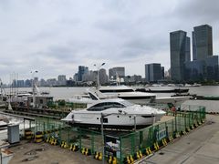 -北外滩百艇汇游艇俱乐部