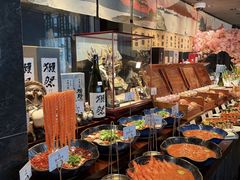 -雍容荟帝王蟹活龙虾展台自助(IFS黑金店)
