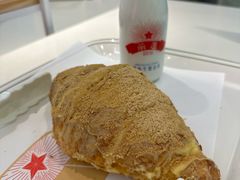 驴打滚牛角包-红星前进面包牛奶公司(君太店)