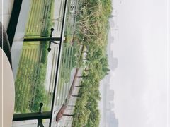 -上海滴水湖皇冠假日酒店