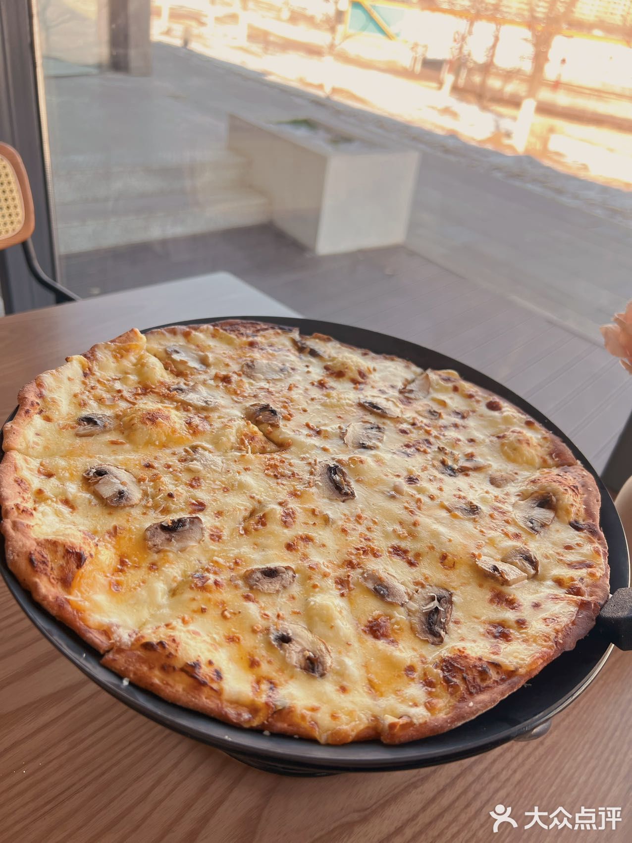 公园里的韩风餐厅-池有食事