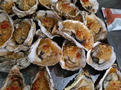 -蚝哥花姐湛江烤生蚝(美丽湾市场店)
