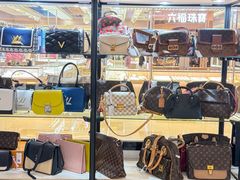 -宝龙城(杭州滨江店)