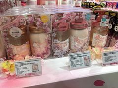 -LOG-ON(海港城店)