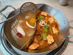 -左庭右院鲜牛肉火锅(浦江欢乐颂店)