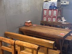 -万记麻辣烫国展总店