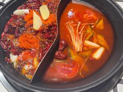 -贰回巷火锅馆(钟楼店)
