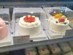 -红宝石·鲜奶小方·海派西点房(南丹店)