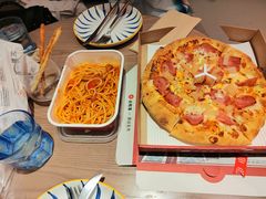 -必胜客(上海华谊新所店)