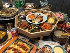 -草家酱蟹炭火烤肉店(珲春南路一店)