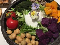 素沙拉-随心小姐