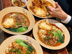 -方铲铲·成都板凳面(滨江银泰店)