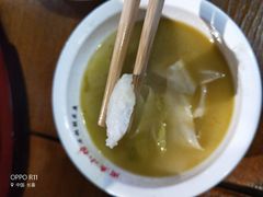 石锅酸菜鱼-周鱼小馆石锅酸菜鱼(活力汇店)