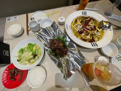 -渔语鱼酸菜鱼新川菜(来福士店)