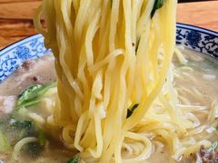 骨汤摔面-竹青胶东摔面(黄岛开发区店)