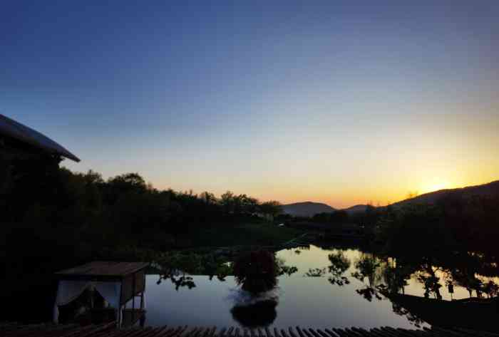 龙吟山房(青龙山庄店)-"南京黑珍珠之旅,小厨娘龙吟山房,都是位菜.